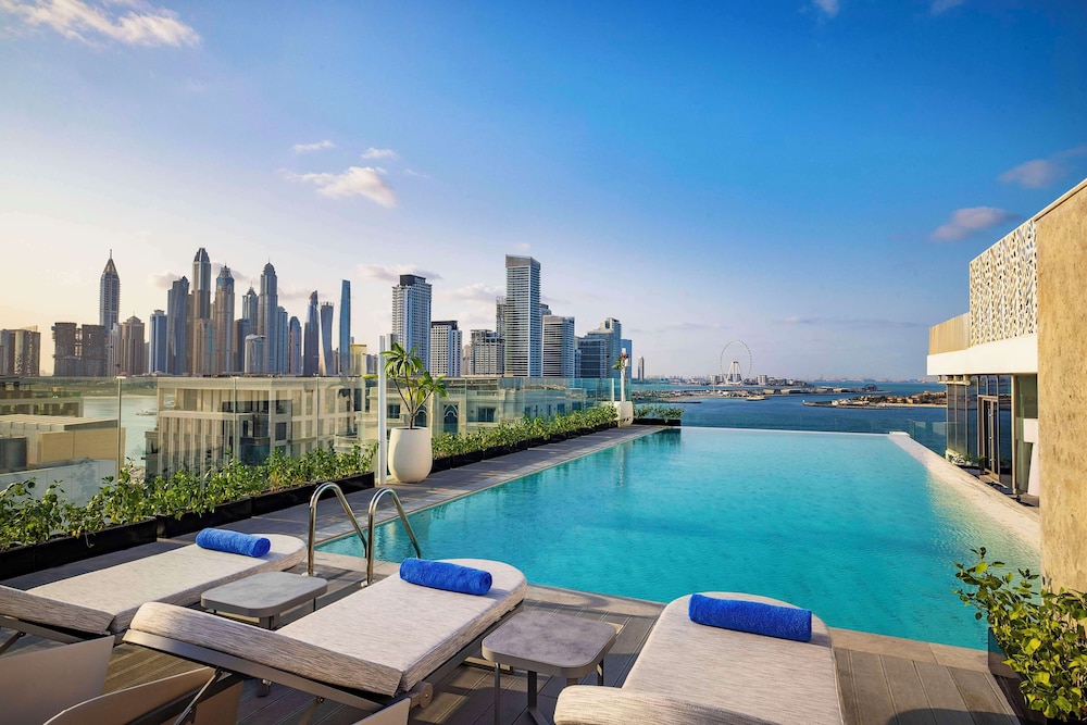 Tumbi Hotel Dubai The Palm Tapestry Collection by Hilton 1