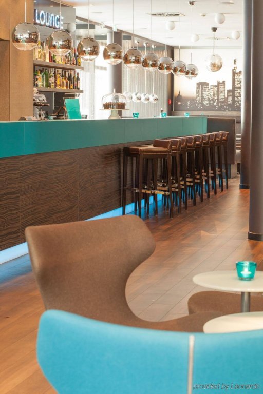 Motel One Frankfurt-East Side 7