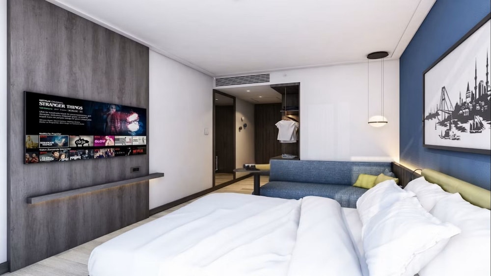 Holiday Inn Express Istanbul Airport Arnavutkoy 1