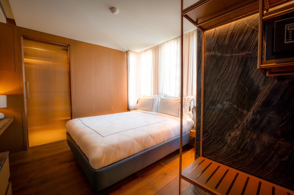 Sura Concept Hotel 3