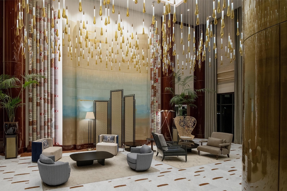 Altunizade Suites Istanbul Curio Collection by Hilton 7