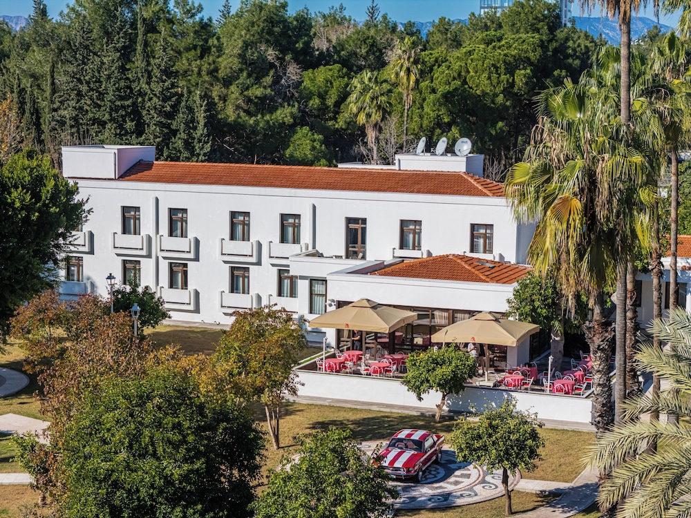 74 Otel 1