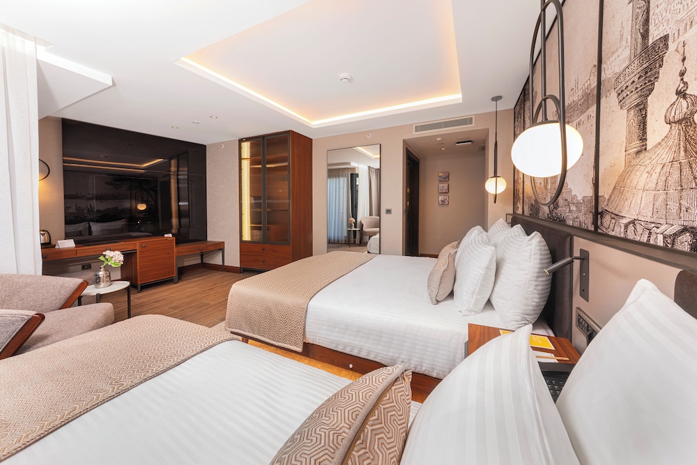 Levni Istanbul Hotel Handwritten Collection 22