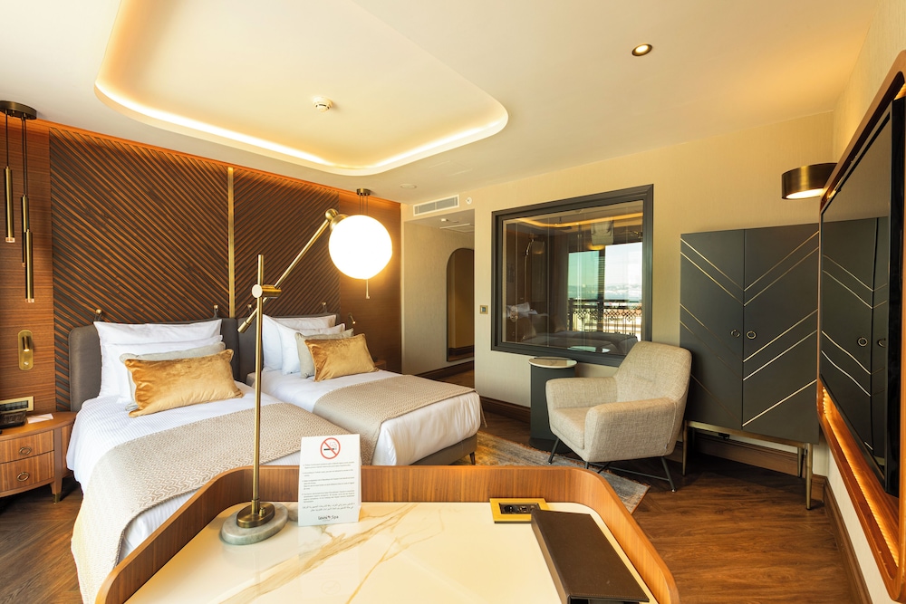 Levni Istanbul Hotel Handwritten Collection 11