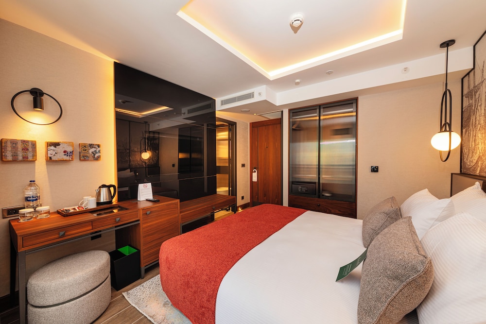 Levni Istanbul Hotel Handwritten Collection 16