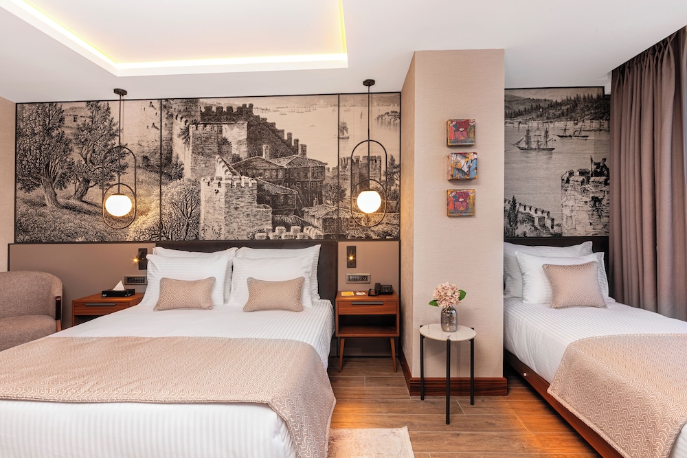 Levni Istanbul Hotel Handwritten Collection 19