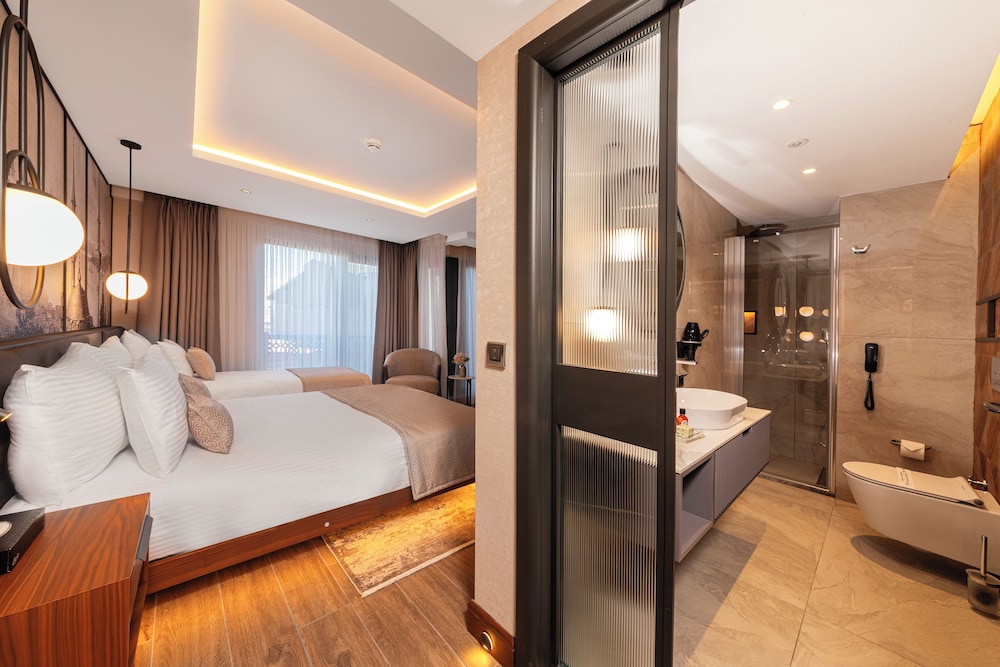Levni Istanbul Hotel Handwritten Collection 21