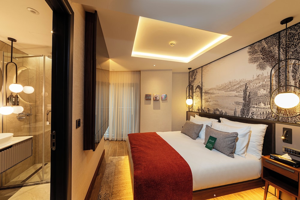 Levni Istanbul Hotel Handwritten Collection 17