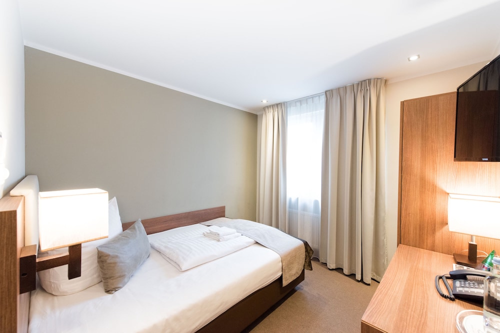 Hotel ARENA am Zoo 3
