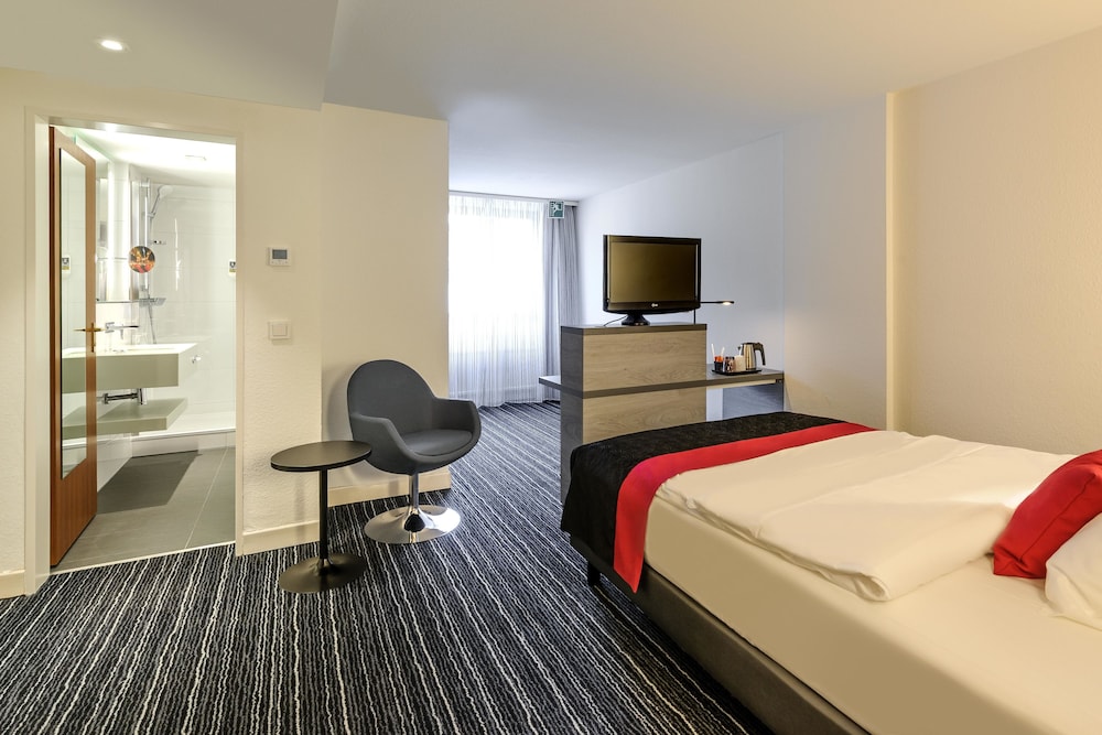 Mercure Hotel Duesseldorf Zentrum 5
