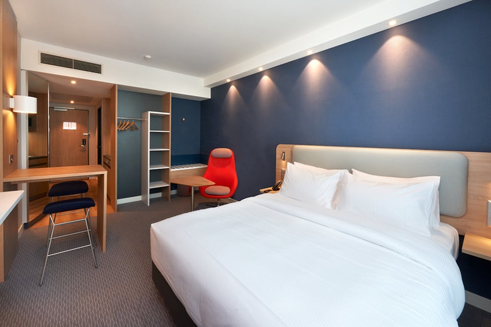 Holiday Inn Express & Suites Monheim am Rhein 7