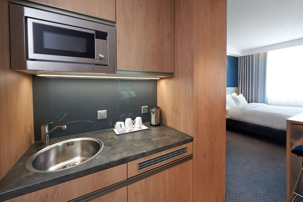 Holiday Inn Express & Suites Monheim am Rhein 6