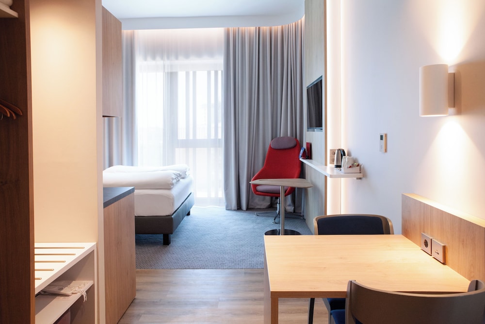 Holiday Inn Express & Suites Monheim am Rhein 21