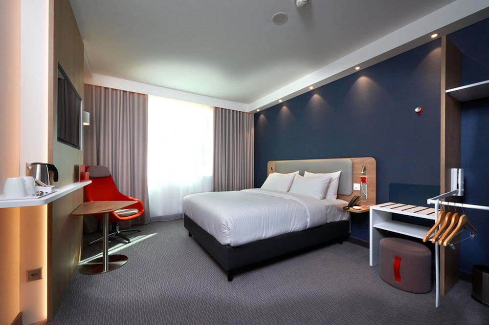 Holiday Inn Express & Suites Monheim am Rhein 14
