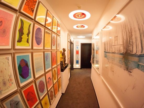 Avidon Art & Design Hotel 16