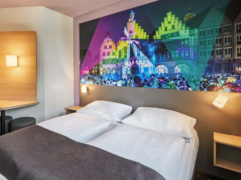 B&B HOTEL Frankfurt-Niederrad 5