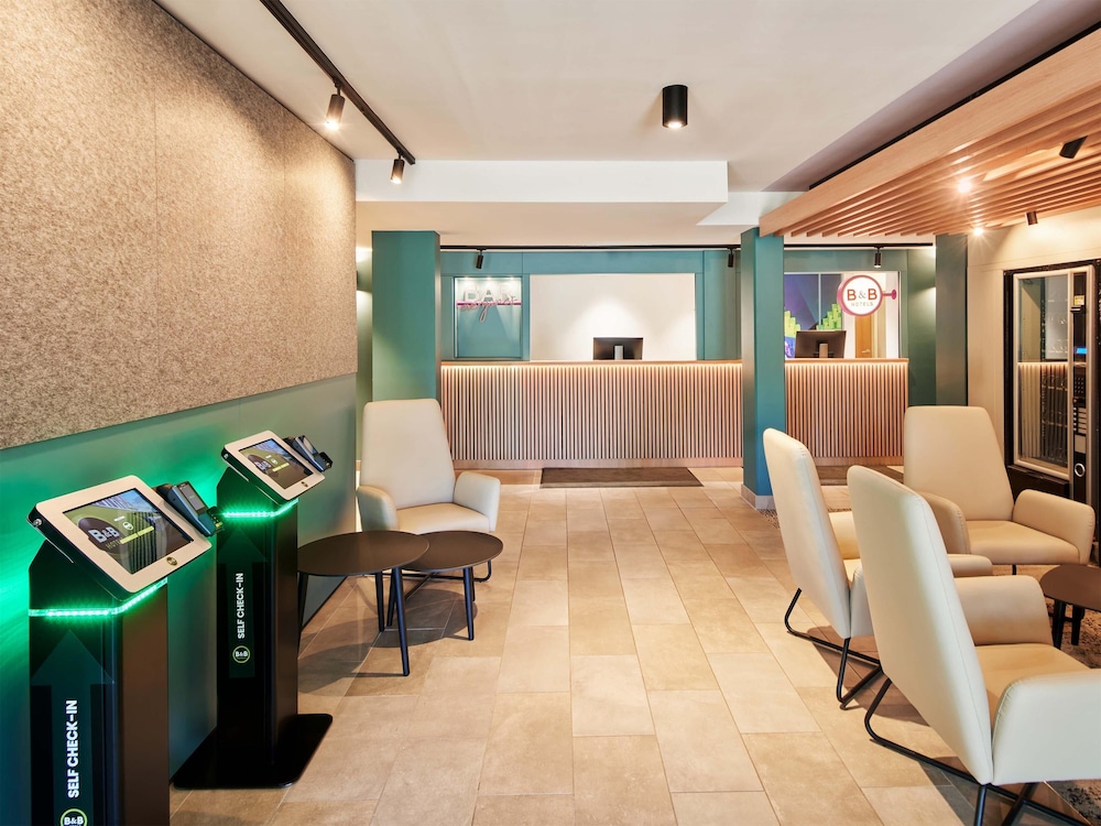B&B HOTEL Frankfurt-Niederrad 24