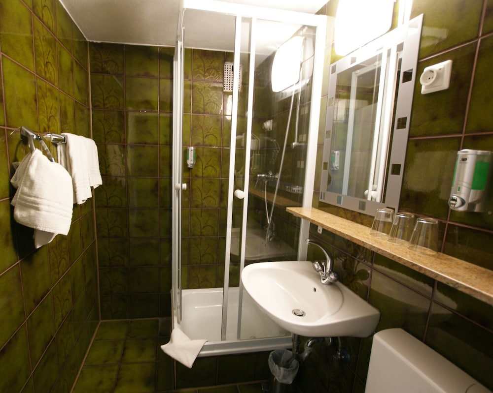 Bahn-Hotel Düsseldorf 21