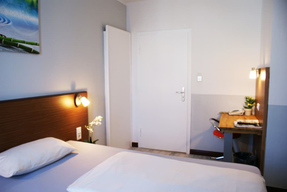Bahn-Hotel Düsseldorf 6
