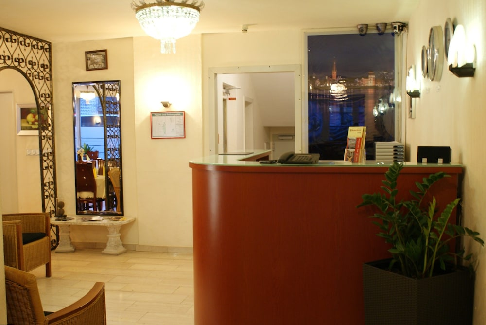 Bahn-Hotel Düsseldorf 3