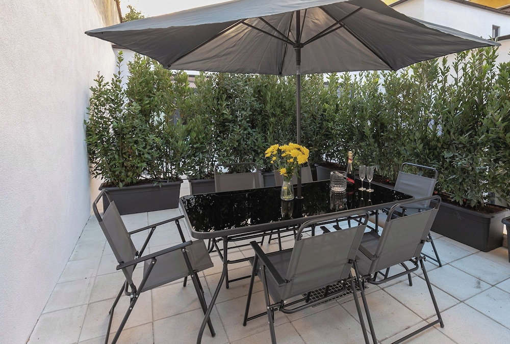 Aiello Hotels - CityLife Apartments 23