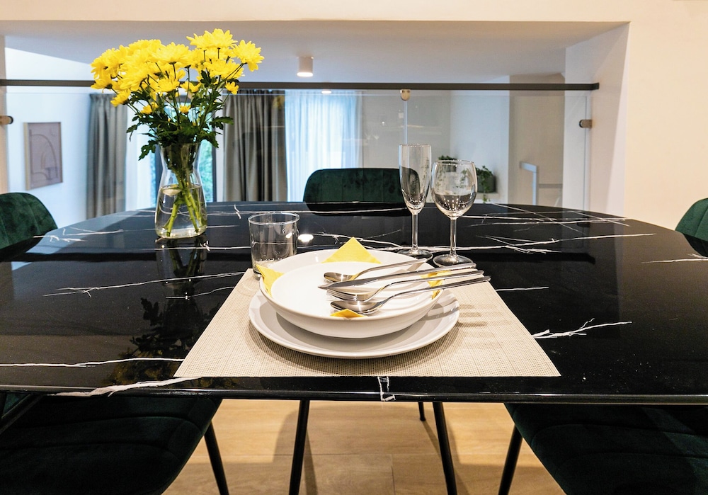 Aiello Hotels - CityLife Apartments 16