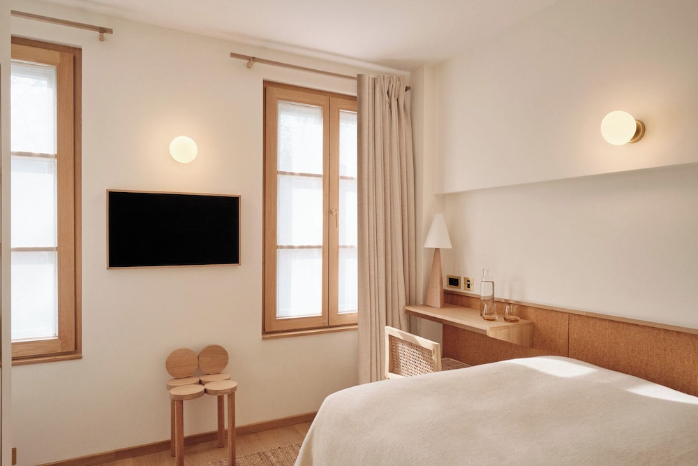 Elysée Montmartre Hôtel 10