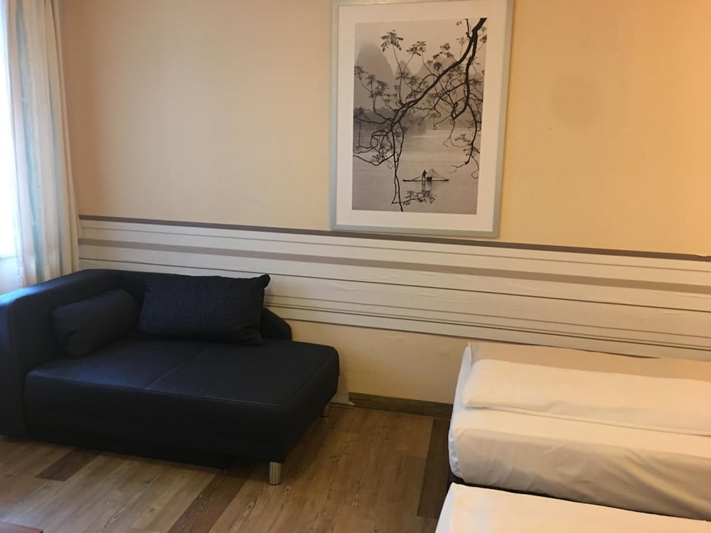 Alt Düsseldorf 23