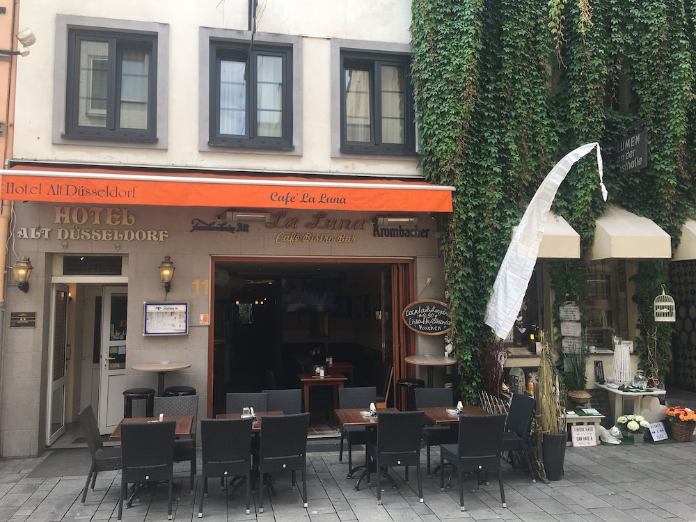 Alt Düsseldorf 1