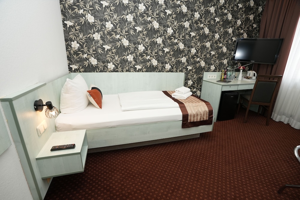 Hotel Attaché An Der Messe by ANS 14