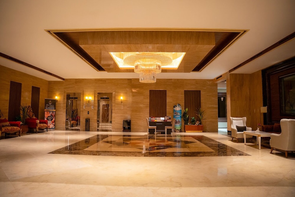 La Zona Continental Hotel 5