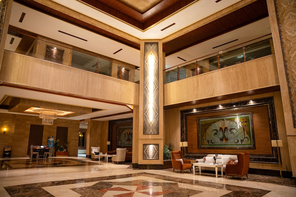 La Zona Continental Hotel 4