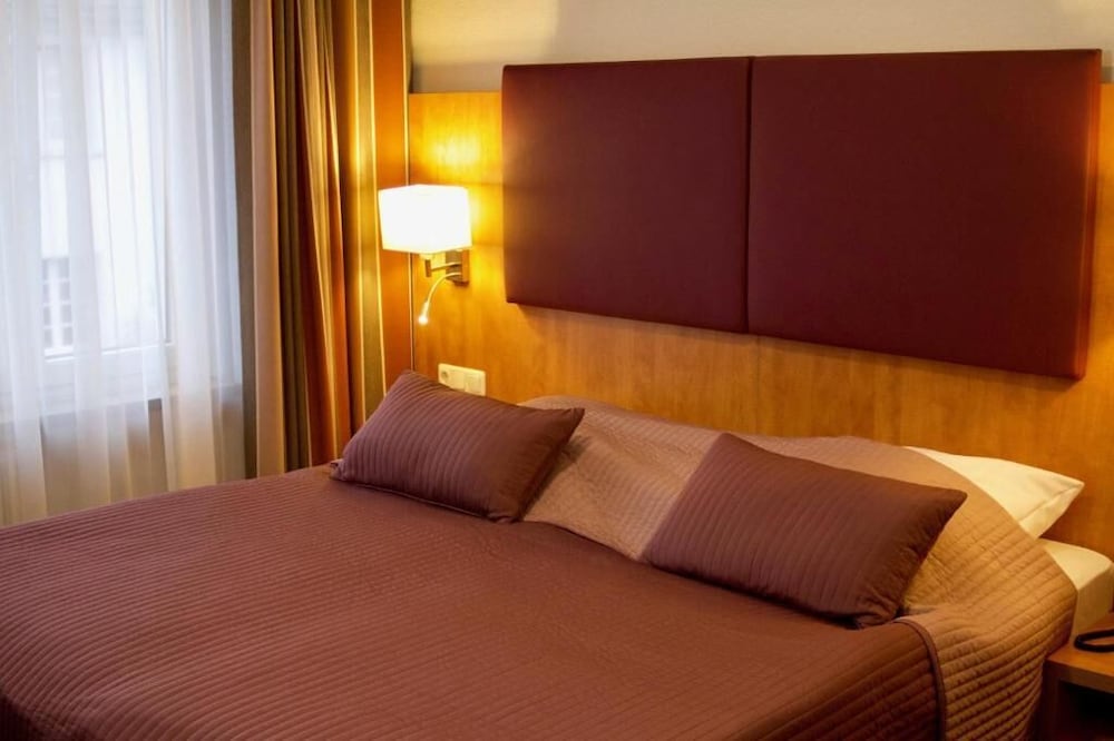 Hotel Niederrad 13