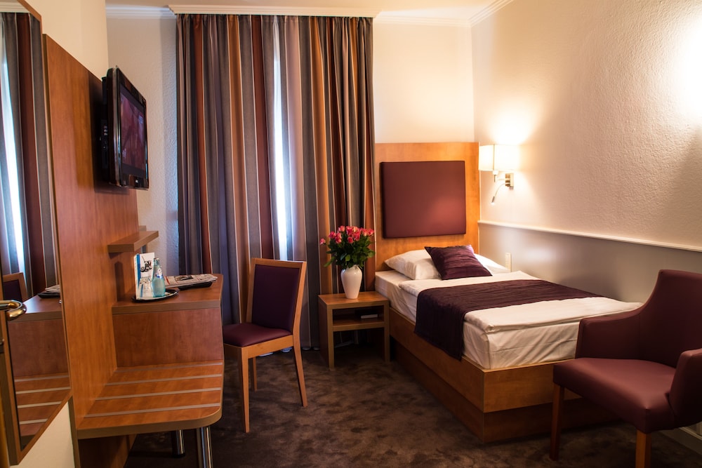 Hotel Niederrad 4