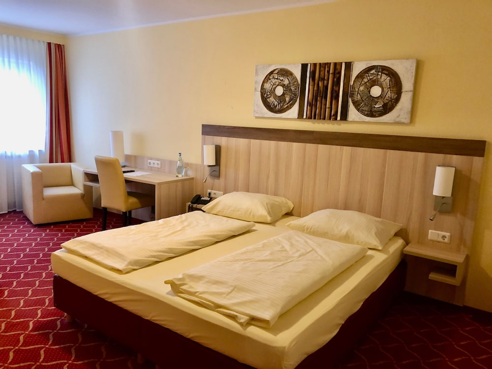 Montana Hotel Köln-Bonn Airport 8