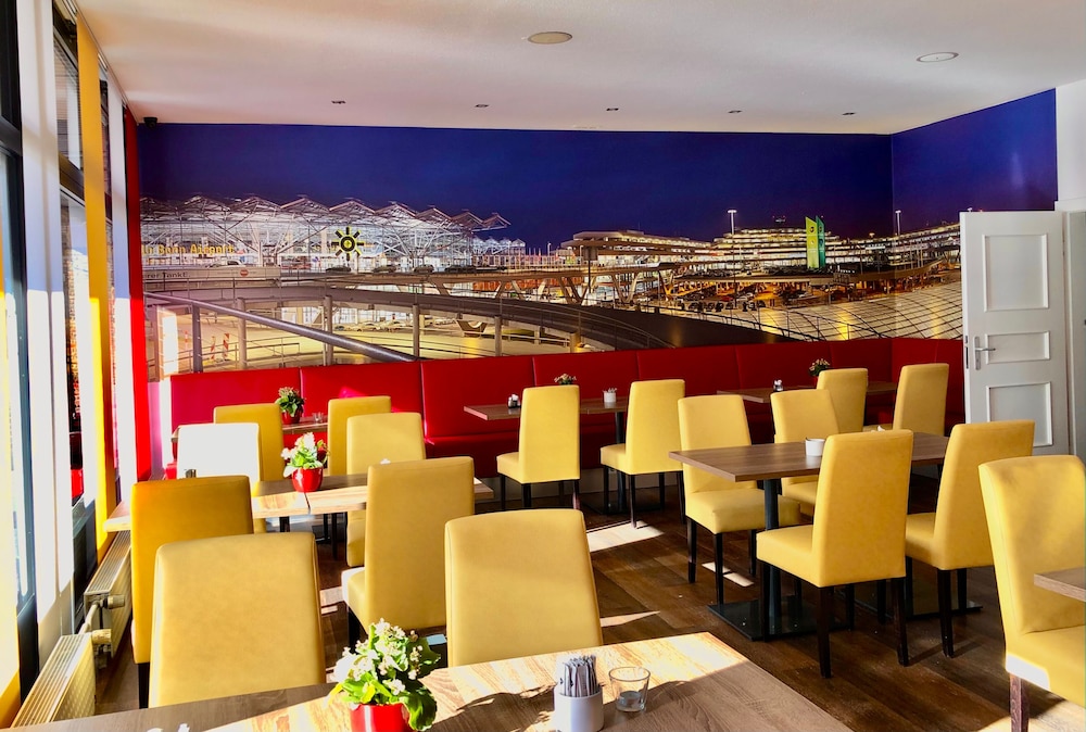Montana Hotel Köln-Bonn Airport 17