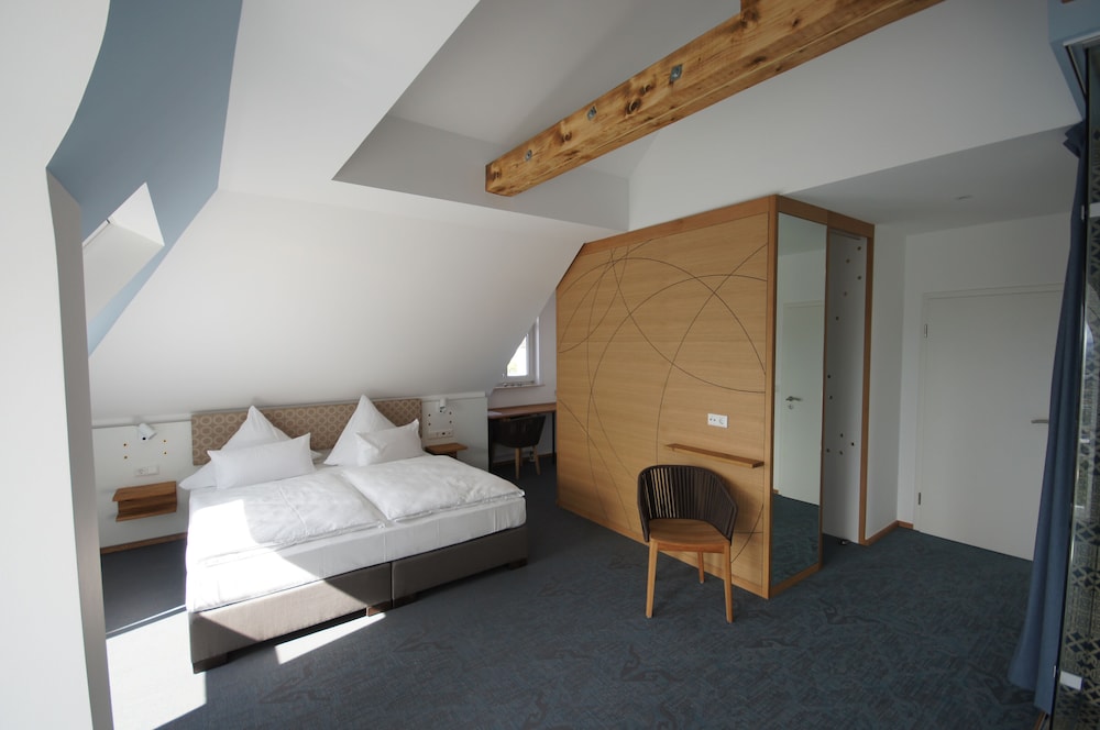 Hotel Schoene Aussicht 4