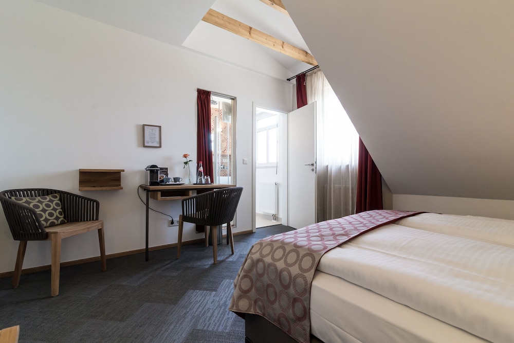 Hotel Schoene Aussicht 17