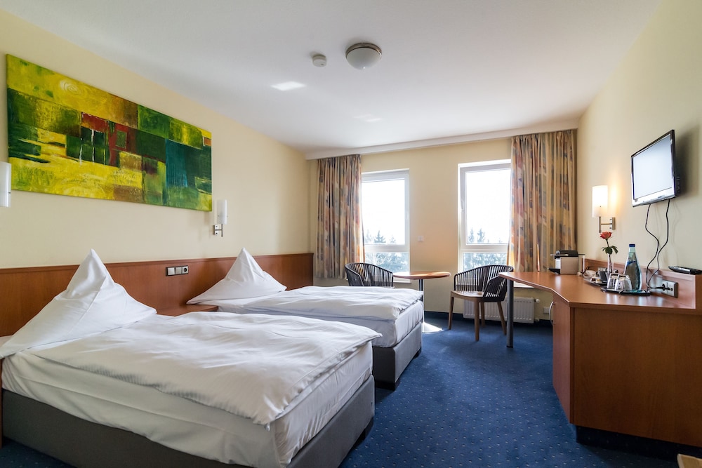 Hotel Schoene Aussicht 11