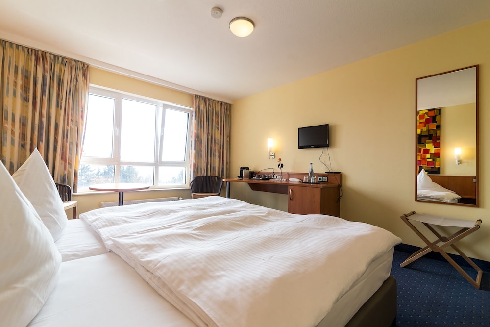Hotel Schoene Aussicht 13