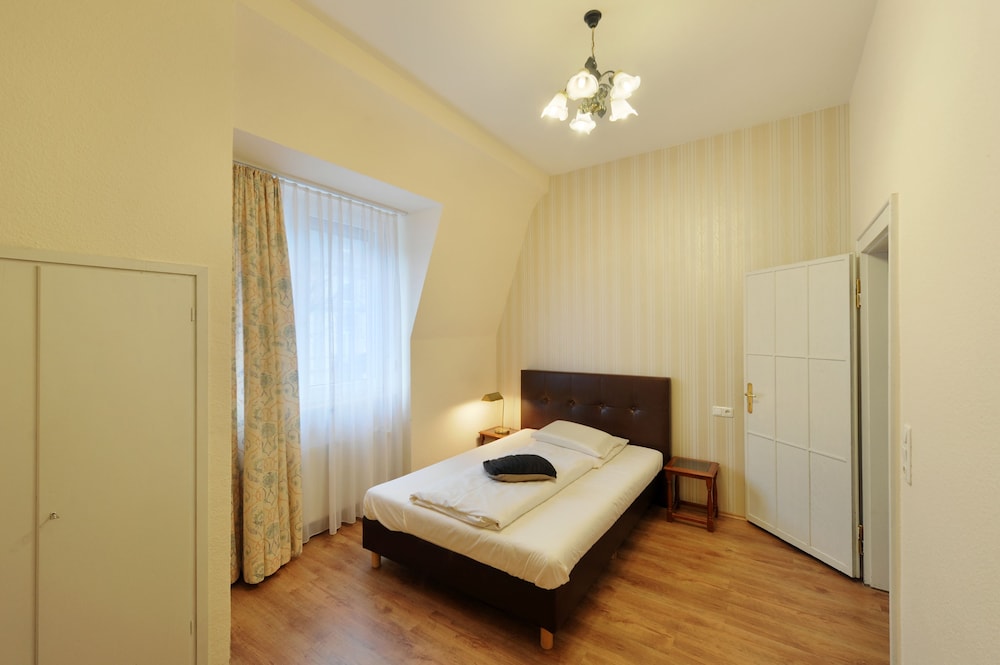 Fair Villa Diana Westend 7