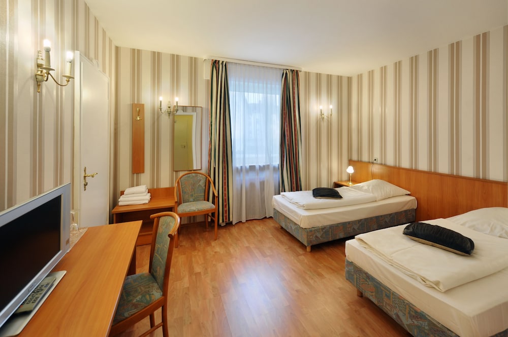 Fair Villa Diana Westend 11