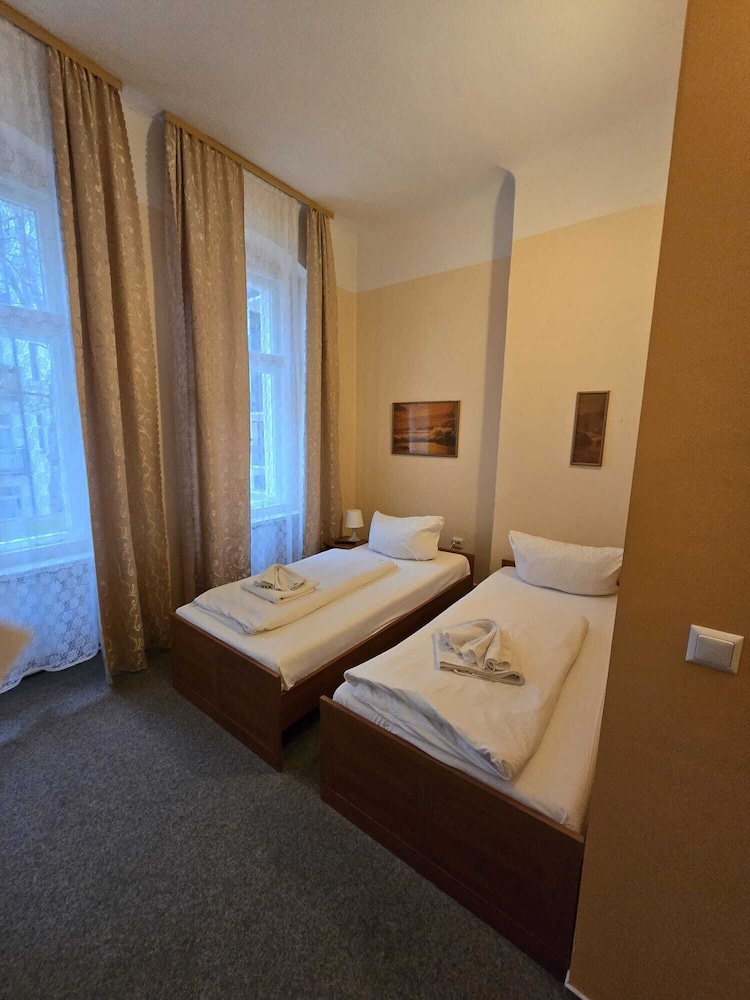 Hotel-Pension Arche 12