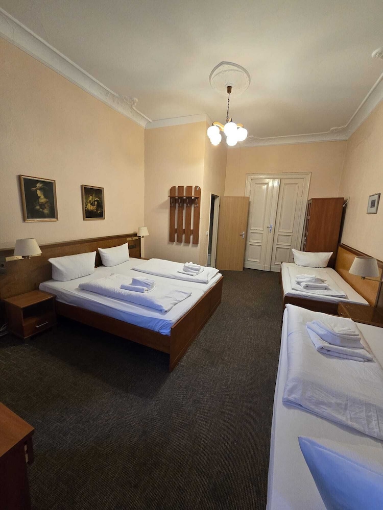 Hotel-Pension Arche 18