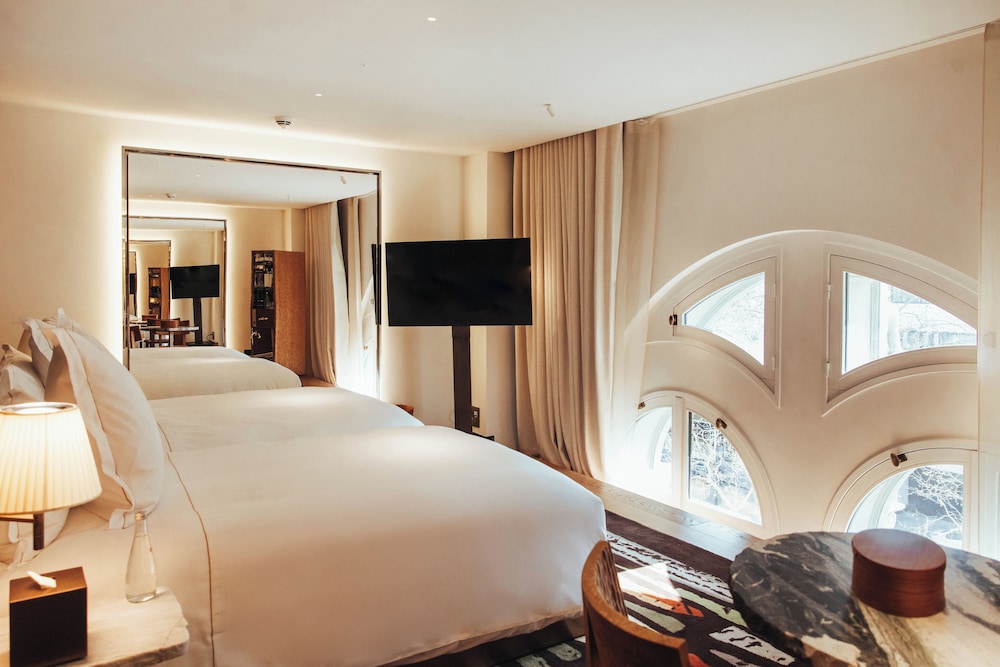 Hotel Sax Paris, LXR Hotels & Resorts 7