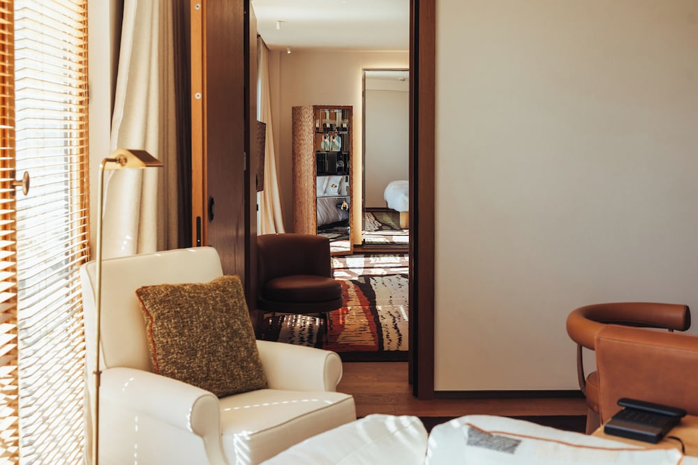 Hotel Sax Paris, LXR Hotels & Resorts 9