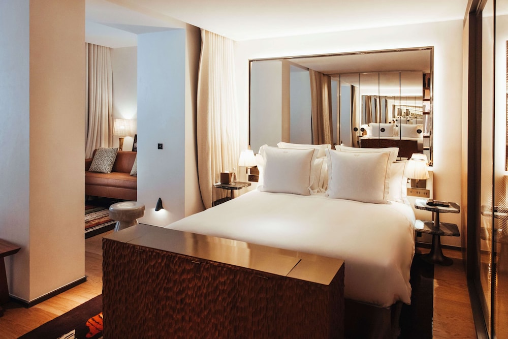 Hotel Sax Paris, LXR Hotels & Resorts 18