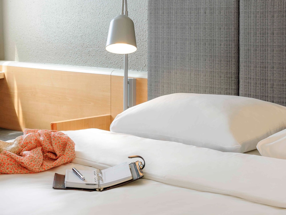 ibis Hotel Frankfurt Messe West 9
