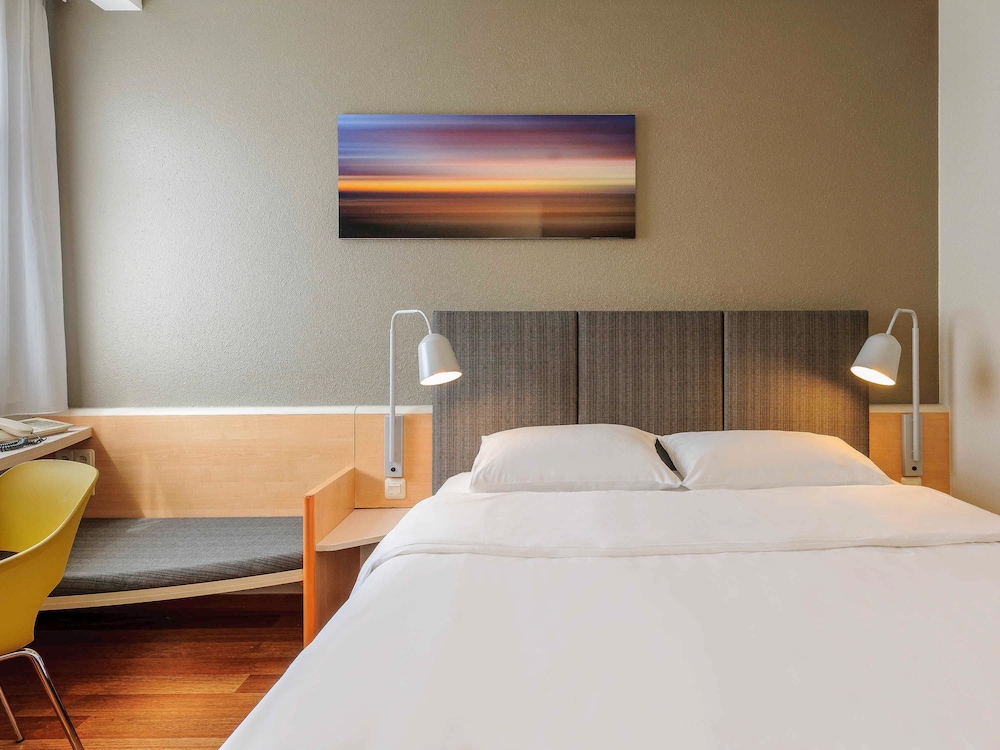 ibis Hotel Frankfurt Messe West 12