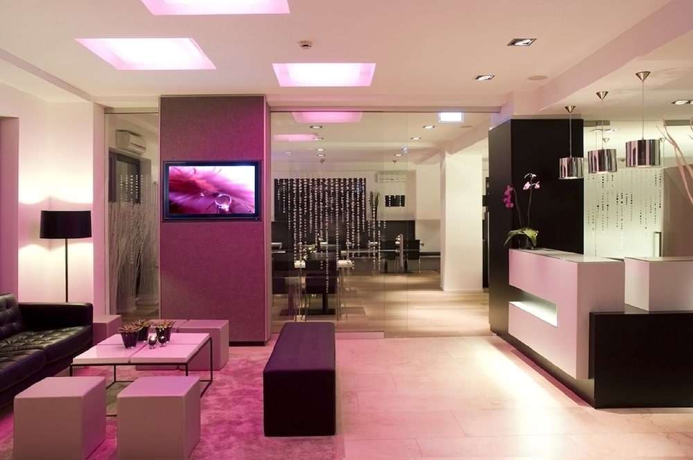 Pearl Hotel 2